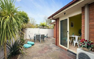 2 Bedroom Villa, 8/16 Railway Road, Carnegie
